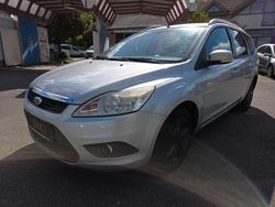 Silber Gebraucht 2009 Ford Focus Style Kombi | 2.790 € (Fairer Preis)