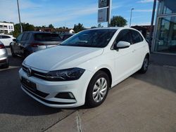 Weiß Gebraucht 2018 VW Polo Comfortline Kleinwagen | 11.280 € (Fairer Preis)
