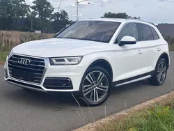 Weiß Gebraucht 2017 Audi Q5 Ambiente SUV | 19.950 €
