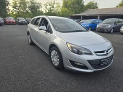 Silber Gebraucht 2015 Opel Astra Edition Kombi | 7.499 € (Fairer Preis)