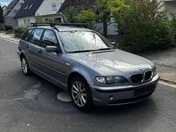 Grau Gebraucht 2004 BMW 320 Kombi | 3.500 € (Fairer Preis)