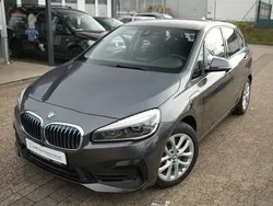 Grau Gebraucht 2021 BMW 225 Active Tourer Advantage Van / Kleinbus | 18.990 € (Guter Preis)