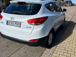 Weiß Gebraucht 2010 Hyundai ix35 Style SUV | 7.600 € (Fairer Preis)
