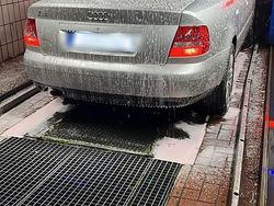 Silber Gebraucht 2000 Audi A4 Limousine | 1.800 € (Fairer Preis)