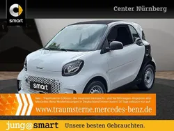 Weiß Gebraucht 2022 Smart ForTwo Electric Drive Coupé | 9.490 € (Guter Preis)