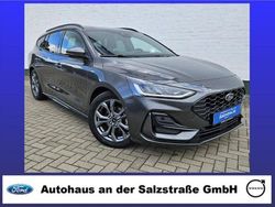 Magneticgrau (metallic) Gebraucht 2024 Ford Focus ST-Line Kombi | 25.698 € (Fairer Preis)
