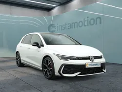 Weiß Gebraucht 2024 VW Golf VIII Style Limousine | 40.650 € (Guter Preis)
