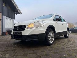 Weiß Gebraucht 2016 Suzuki SX4 S-Cross Comfort SUV | 9.900 € (Fairer Preis)
