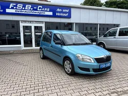 Blau Gebraucht 2010 Skoda Roomster Plus Edition Kombi | 3.450 € (Guter Preis)