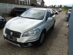 Weiß Gebraucht 2014 Suzuki SX4 S-Cross SUV | 5.400 € (Fairer Preis)
