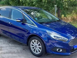 Blau Gebraucht 2016 Ford S-MAX Titanium Van / Kleinbus | 12.500 € (Superpreis)