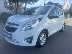 Weiß Gebraucht 2010 Chevrolet Spark LS Kleinwagen | 2.997 € (Fairer Preis)