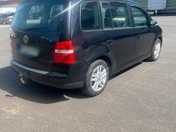 Schwarz Gebraucht 2006 VW Touran Van / Kleinbus | 1.000 € (Superpreis)