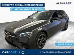 Grau Gebraucht 2022 Mercedes E300 AMG line Limousine | 33.990 € (Guter Preis)