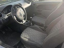 Grau Gebraucht 2002 Ford Fiesta Coupé | 1.000 € (Guter Preis)