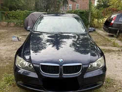 Blau Gebraucht 2006 BMW 320 Limousine | 3.400 € (Guter Preis)