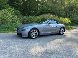 Grau Gebraucht 2007 BMW Z4 Cabrio | 9.450 € (Fairer Preis)
