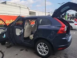 Blau Gebraucht 2015 Volvo XC60 Summum SUV | 21.000 € (Teuer)