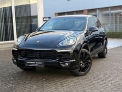 Schwarz Gebraucht 2017 Porsche Cayenne Turbo Platinum Edition SUV | 45.000 € (Fairer Preis)