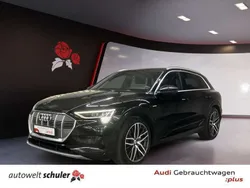 Mythosschwarz metallic Gebraucht 2019 Audi e-tron Advanced SUV | 33.000 € (Fairer Preis)