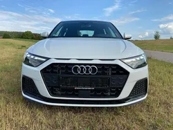 Weiß Gebraucht 2019 Audi A1 Sportback Advanced Kleinwagen | 21.900 € (Fairer Preis)
