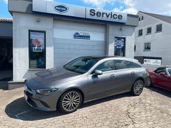 Grau Gebraucht 2020 Mercedes CLA200 Kombi | 25.950 € (Fairer Preis)