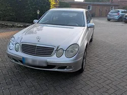Silber Gebraucht 2003 Mercedes E220 Limousine | 1.800 € (Guter Preis)