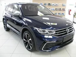 Blau Gebraucht 2023 VW Tiguan Allspace R-line SUV | 45.800 € (Teuer)