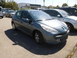 Grau Gebraucht 2007 Peugeot 207 Limousine | 1.690 € (Guter Preis)