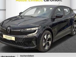 Schwarz Gebraucht 2024 Renault Mégane Equilibre Limousine | 26.995 € (Guter Preis)
