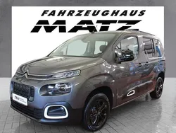 Grau Gebraucht 2023 Citroën Berlingo PureTech Van / Kleinbus | 23.475 € (Fairer Preis)