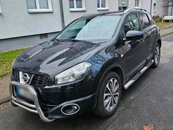 Schwarz Gebraucht 2011 Nissan Qashqai SUV | 6.850 € (Fairer Preis)