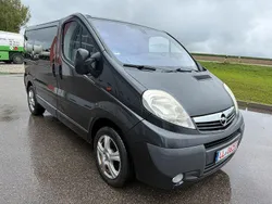 Schwarz Gebraucht 2011 Opel Vivaro Van | 6.990 € (Superpreis)