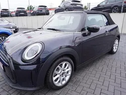 Schwarz Gebraucht 2023 Mini Cooper Classic Kleinwagen | 26.890 € (Etwas zu teuer)