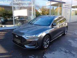 Magneticgrau (metallic) Gebraucht 2024 Ford Focus ST-Line Kombi | 23.385 € (Guter Preis)