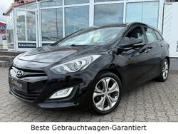 Schwarz Gebraucht 2012 Hyundai i30 Style Kombi | 9.490 € (Fairer Preis)