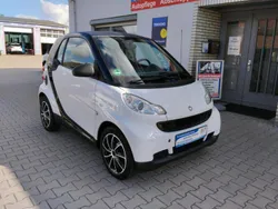 Weiß Gebraucht 2008 Smart ForTwo Coupé Coupé | 2.999 € (Fairer Preis)