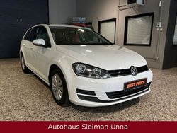 Weiß Gebraucht 2015 VW Golf VII Trendline Kombi | 6.390 € (Fairer Preis)