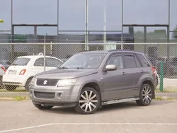 Grau Gebraucht 2008 Suzuki Grand Vitara SUV | 2.400 € (Guter Preis)