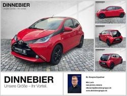 Rot Gebraucht 2016 Toyota Aygo X-wave Kleinwagen | 8.990 € (Guter Preis)