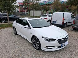Weiß Gebraucht 2018 Opel Insignia OPC Limousine | 15.499 € (Teuer)