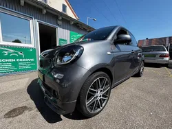 Grau Gebraucht 2016 Smart ForFour Brabus Xclusive Kleinwagen | 17.990 €