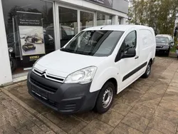 Weiß Gebraucht 2017 Citroën Berlingo Business Class Van / Kleinbus | 5.980 € (Guter Preis)