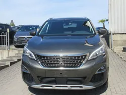 Grau Gebraucht 2018 Peugeot 3008 Allure SUV | 15.490 € (Fairer Preis)