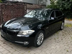 Schwarz Gebraucht 2011 BMW 525 Kombi | 9.999 € (Fairer Preis)