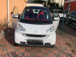 Weiß Gebraucht 2009 Smart ForTwo Coupé Coupé | 3.400 € (Guter Preis)