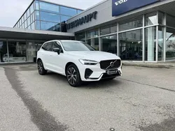 Crystal white / (weiß) Gebraucht 2023 Volvo XC60 Plus SUV | 46.950 € (Fairer Preis)