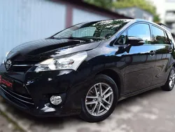 Schwarz Gebraucht 2016 Toyota Verso Skyview Edition Van / Kleinbus | 8.499 € (Guter Preis)