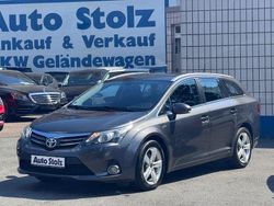 Grau Gebraucht 2013 Toyota Avensis Life Kombi | 6.850 € (Fairer Preis)
