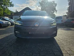 Schwarz Gebraucht 2017 VW Touran Highline Van / Kleinbus | 12.500 € (Teuer)